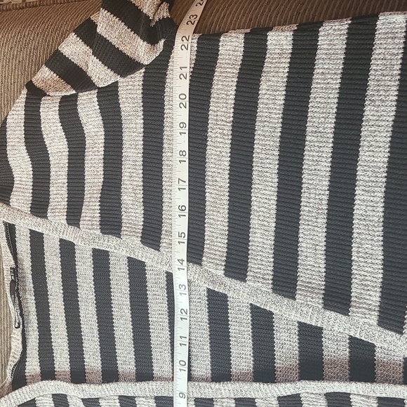 Doe & Rae Striped Cardigan - Picture 9 of 11